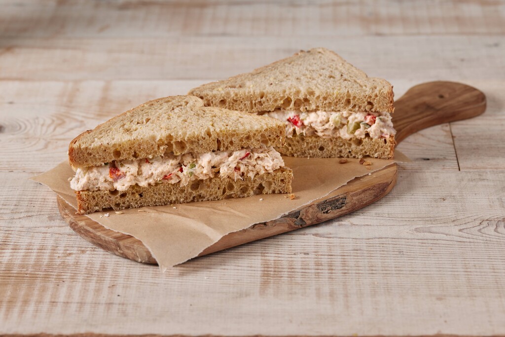 a photo of a chicken salad sandwich